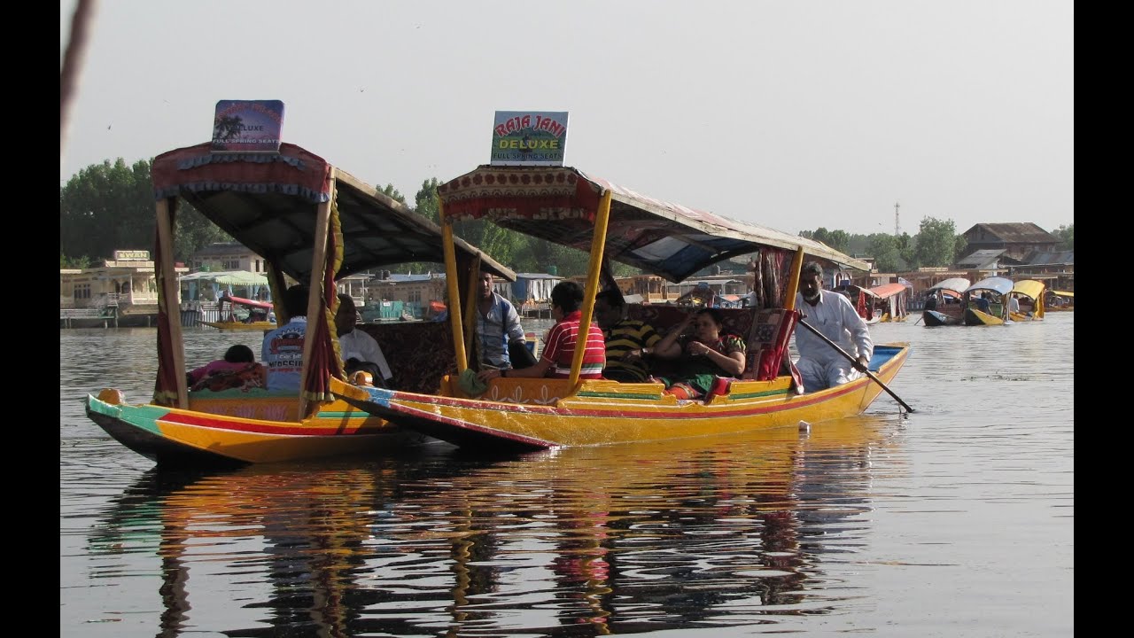 Shikara Ride